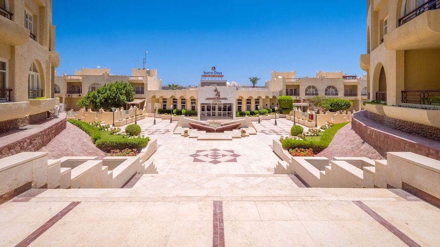 Sunny Days Mirette Family Resort