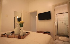 2 camere, ferro/asse da stiro, Wi-Fi gratuito