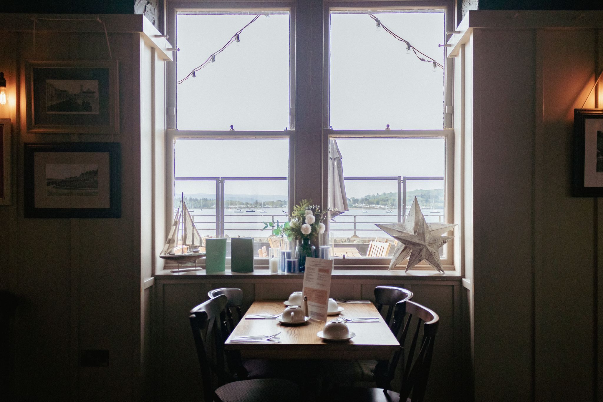 Se sirven desayunos, cenas y cocina local 