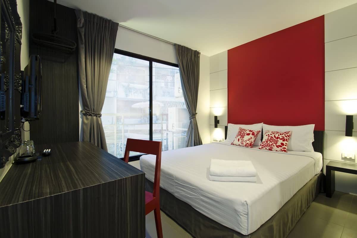 Superior Room | In-room safe, blackout curtains, iron/ironing board, free WiFi