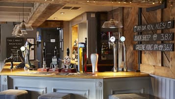Bar (in der Unterkunft)