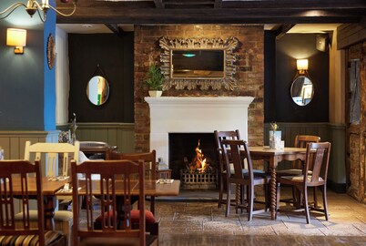 Cross Roads Hotel by Greene King Inns
