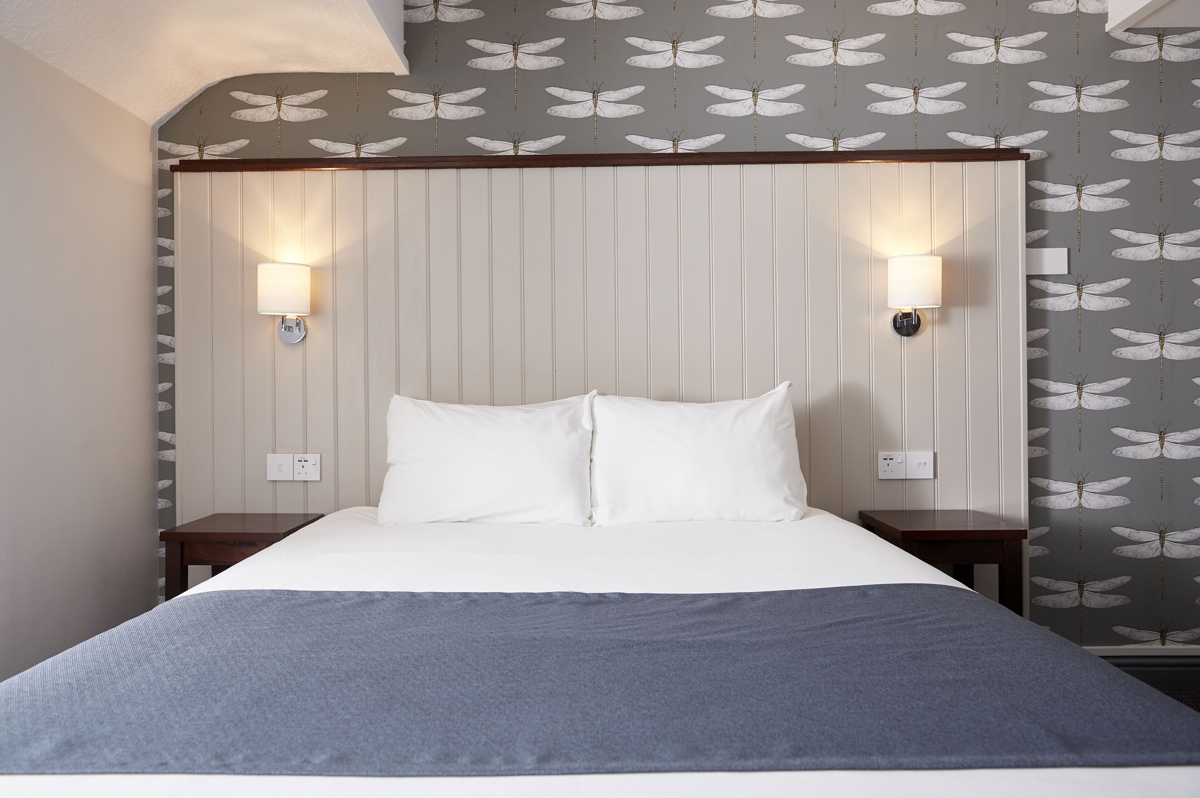 Double Room | Desk, blackout drapes, iron/ironing board, free WiFi