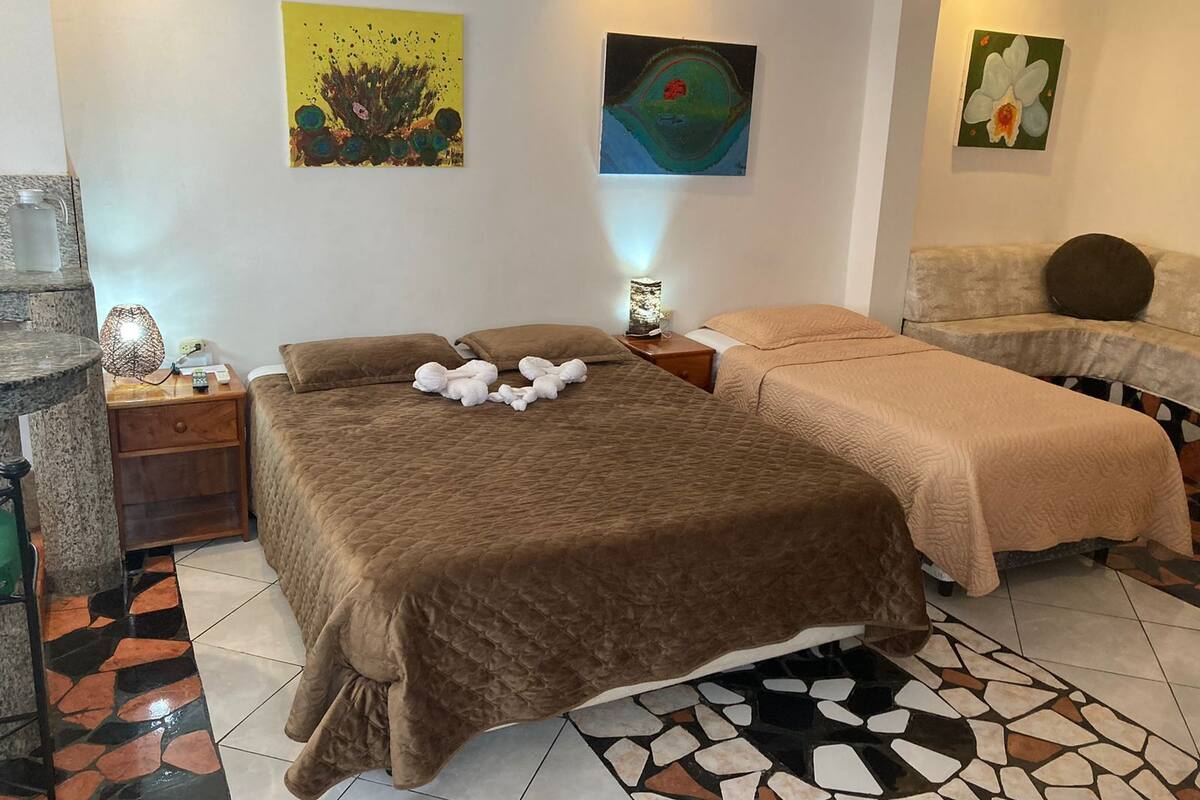 Quadruple Suite