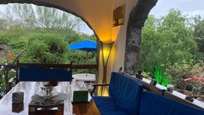 Breakfast area - La Fortaleza De Haro (Puerto Ayora)