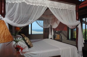 Suite (Queen Bed) | In-room safe, individually decorated, individually furnished, bed sheets - Spring Hotel Bequia (Bequia Island)