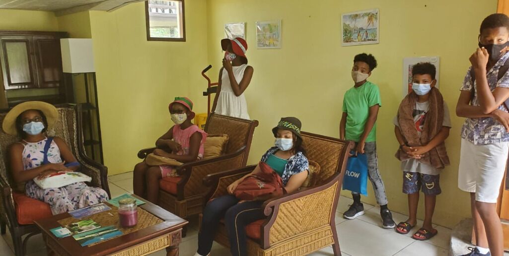 42-inch plasma tv with cable channels, tv