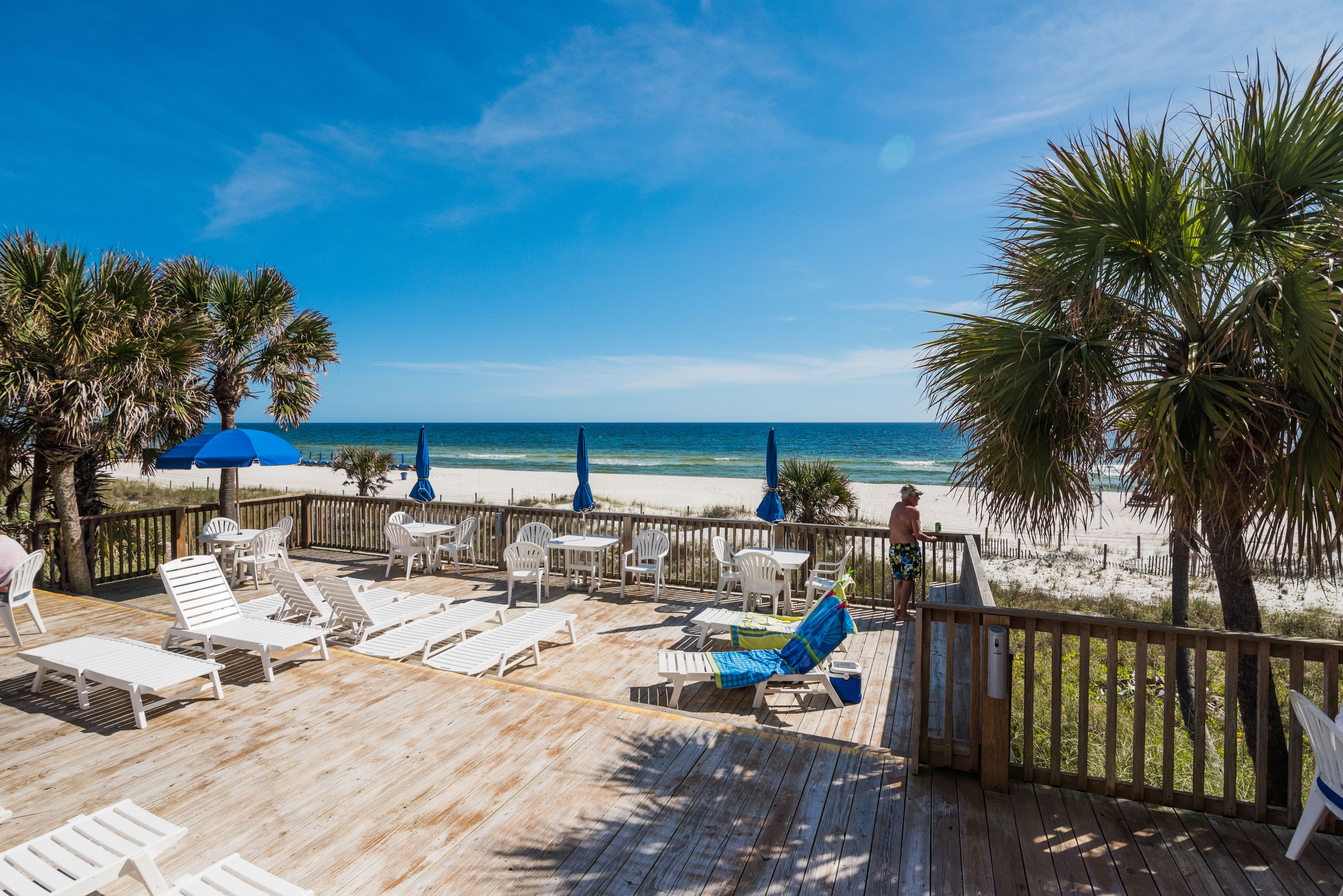 Sundeck