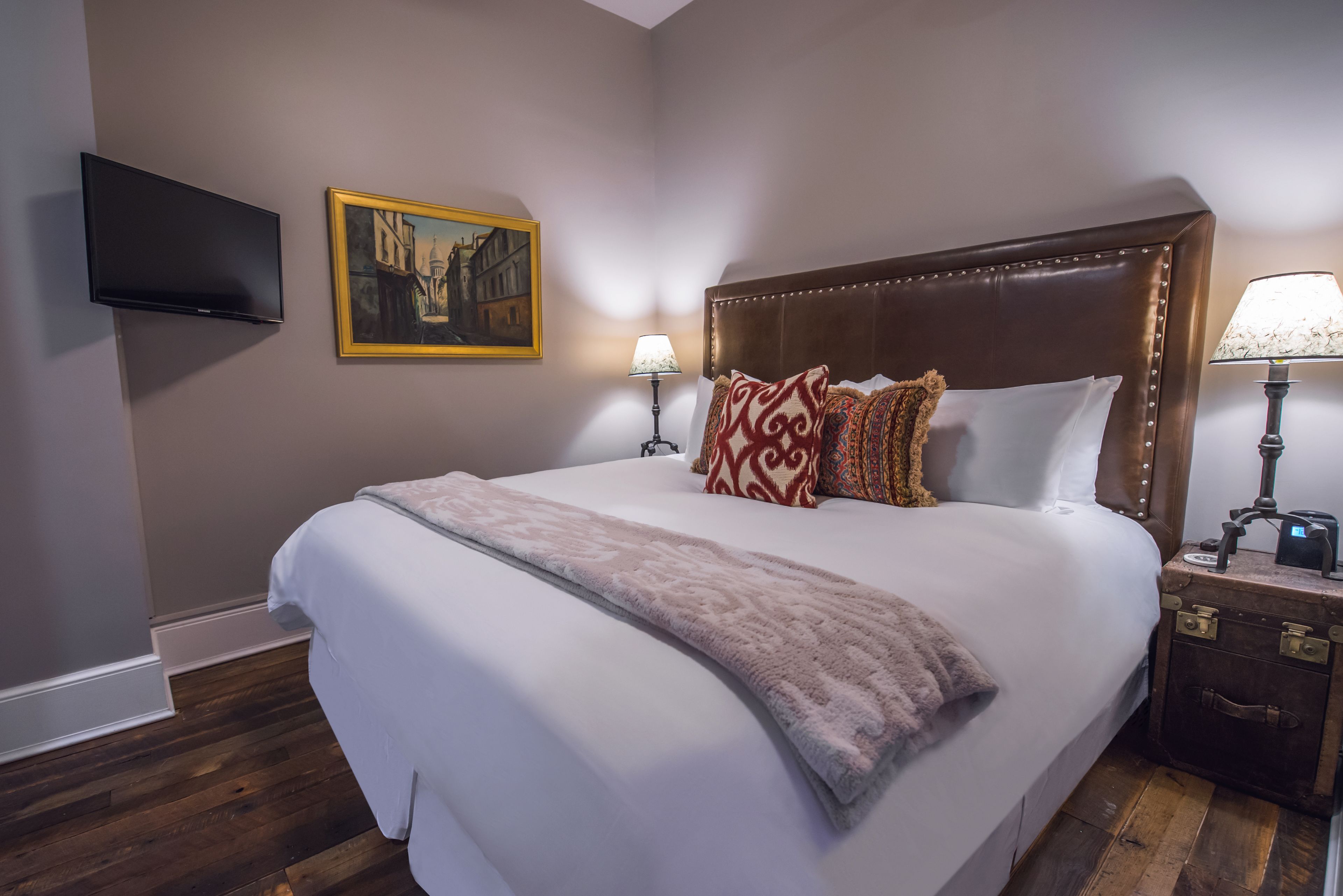 luxury suite, 1 king bed | egyptian cotton sheets, premium bedding, down duvets, pillow-top beds