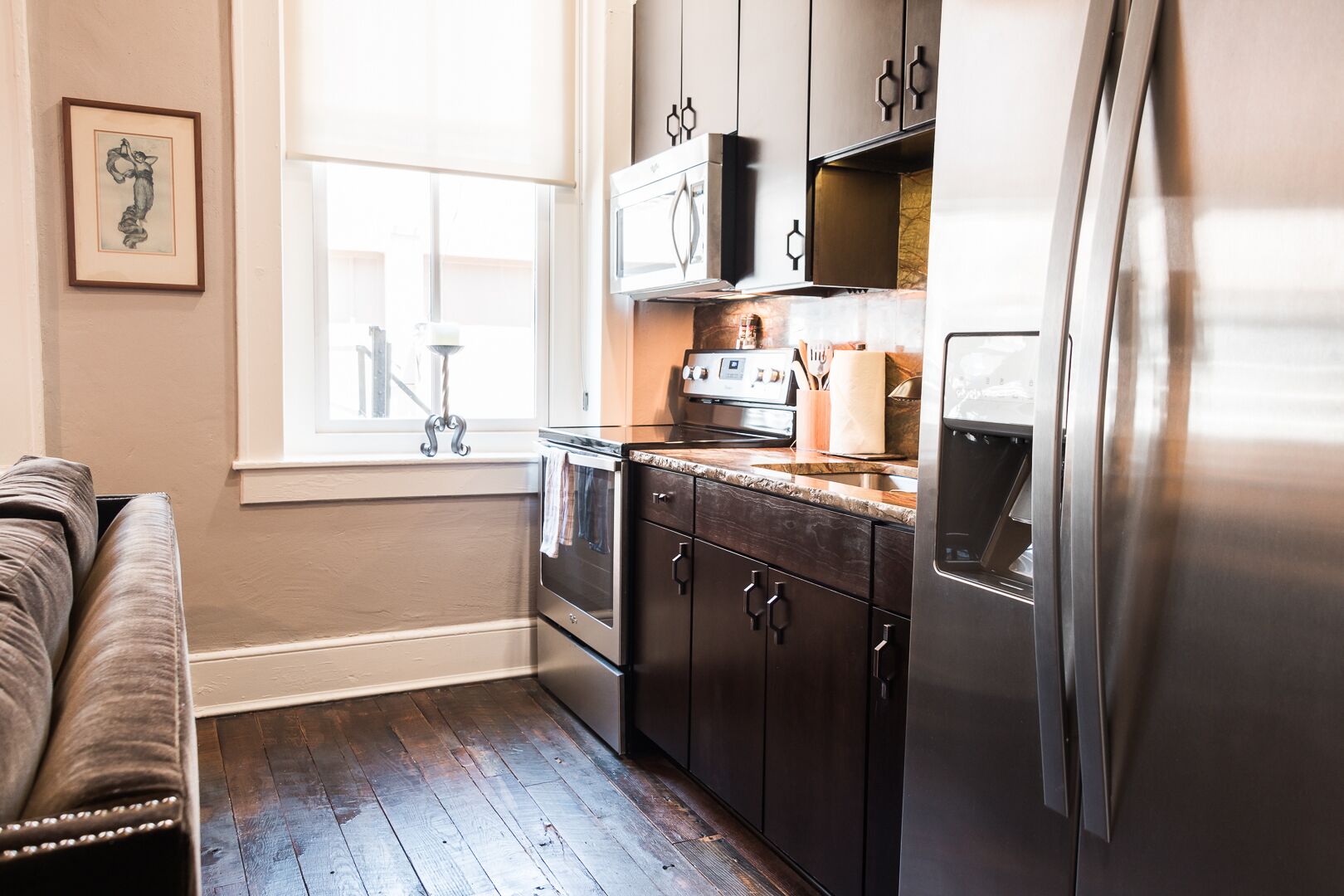 luxury suite, 2 queen beds | private kitchen | fridge, microwave, oven, stovetop