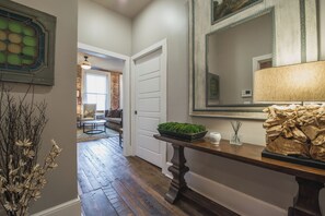 Luxury Suite, 1 King Bed | 1 bedroom, Egyptian cotton sheets, premium bedding, down duvets