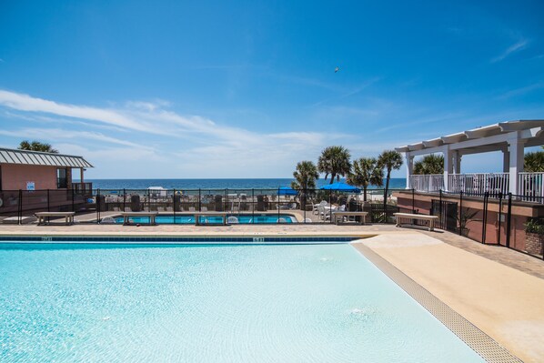 3 outdoor pools, pool umbrellas, pool loungers