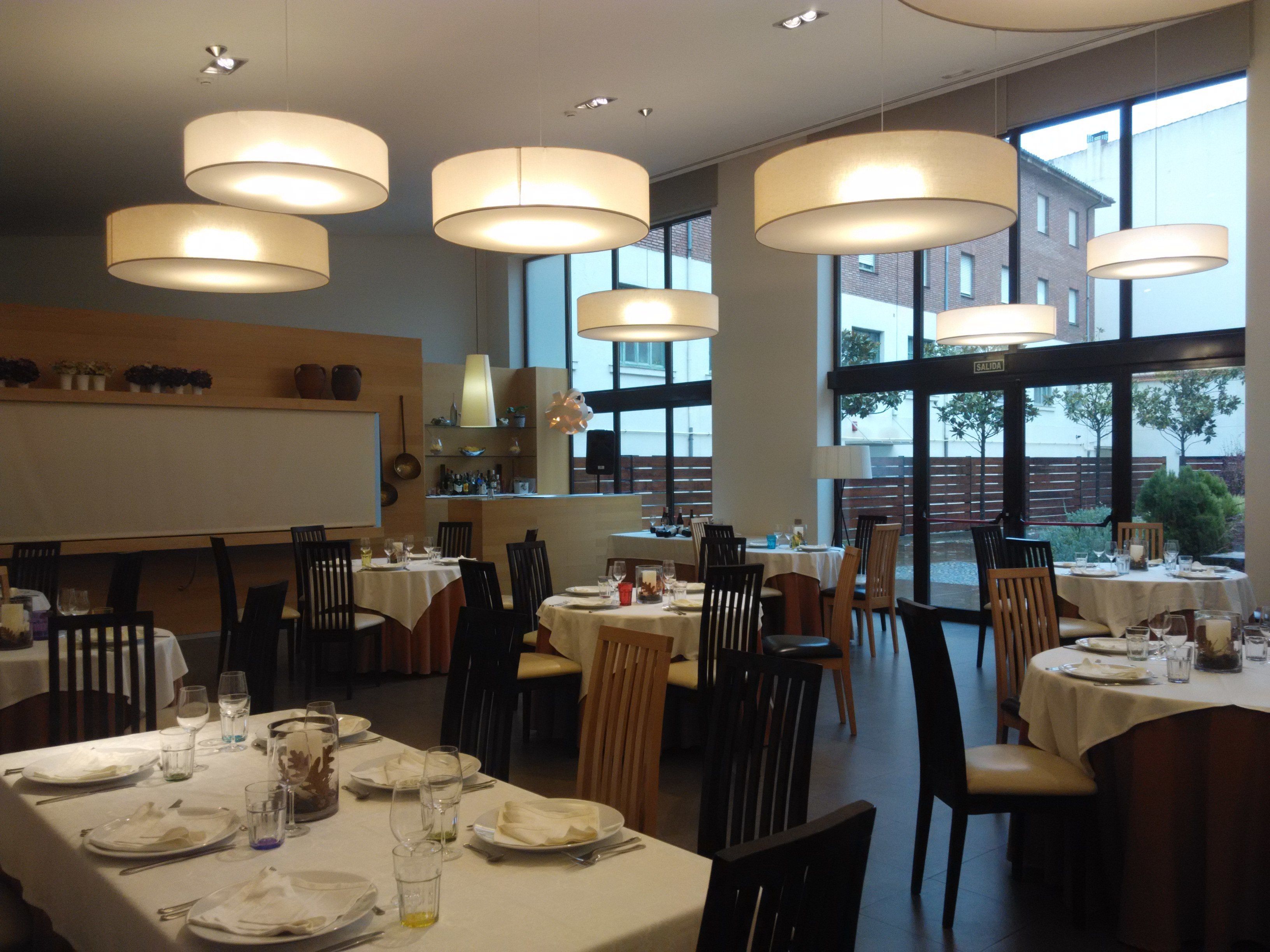 breakfast, lunch, dinner served; local cuisine, al fresco dining