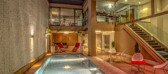 Yaad City Hotel