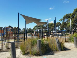 Trung tâm thể thao