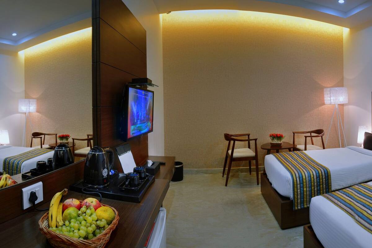 豪華雙床房 | 埃及棉床單、高級寢具、Select Comfort 床墊、迷你吧