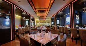 International cuisine - Hotel Alleviate (Agra)