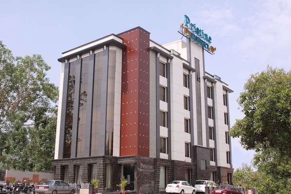 Majoituspaikan julkisivu