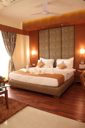 Premium bedding, in-room safe, soundproofing, iron/ironing board