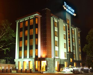 Front of property – evening/night