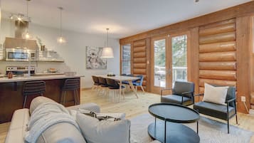 Individually decorated, individually furnished, iron/ironing board