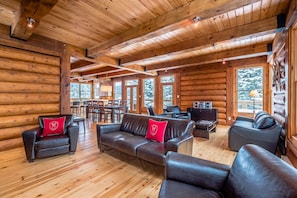 Living area - RCNT Chalets (Lac-Superieur)