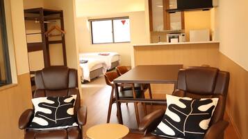 Chambre Triple, non-fumeurs, vue montagne (with Island Kitchen, 52sqm) | Décoration personnalisée, ameublement personnalisé