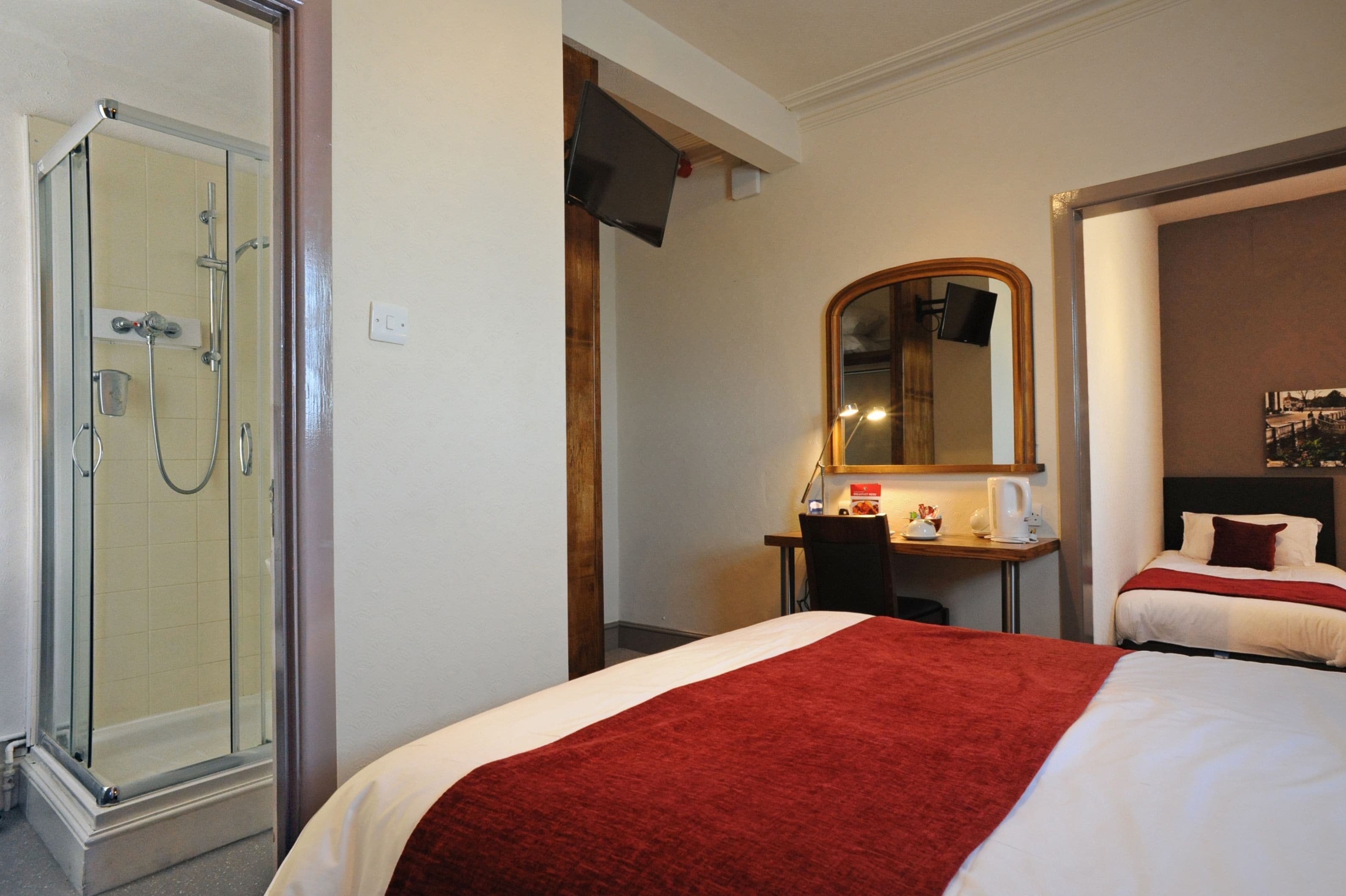 Family Room Sleeps 4