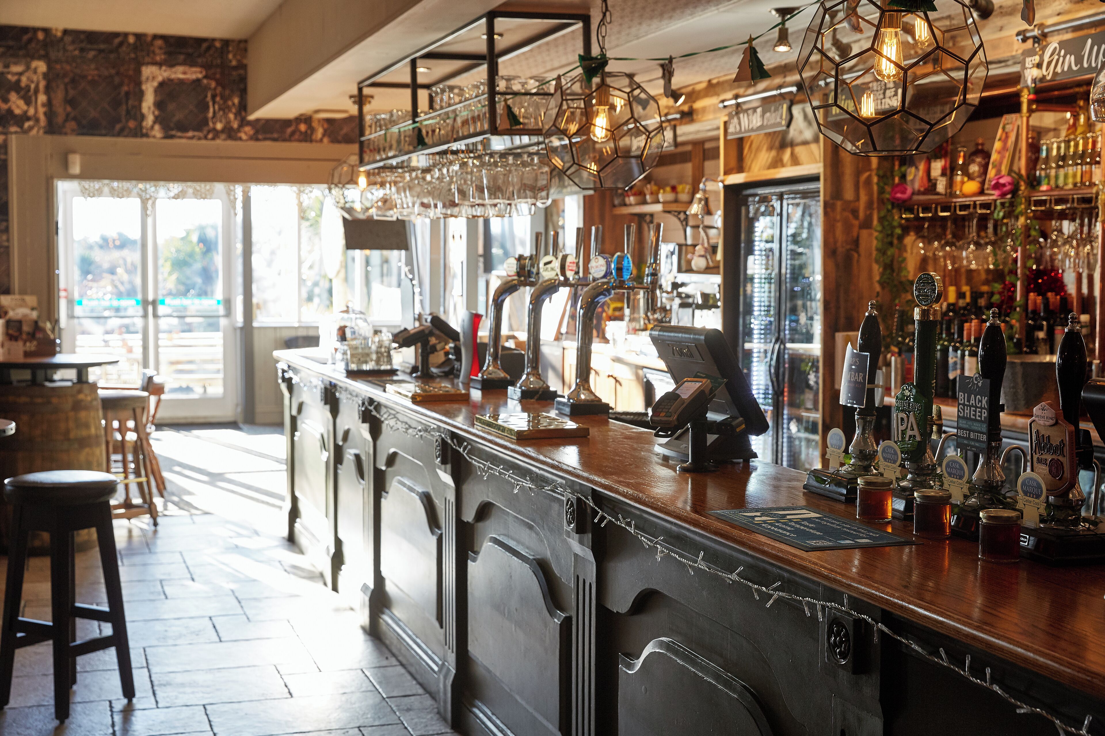 Bar (en la propiedad)