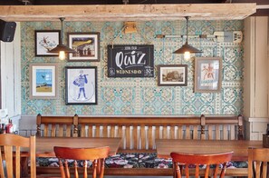 Interior - The Spyglass and Kettle By Greene King Inns (Bournemouth)