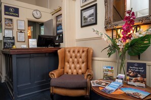 Reception - The Channings Hotel by Greene King Inns (Bristol)