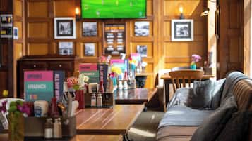 Sports bar