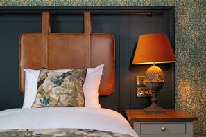 雙床房 | 書桌、遮光窗簾/窗簾、免費 Wi-Fi