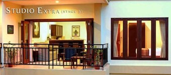 Kuta Townhouse Apartments