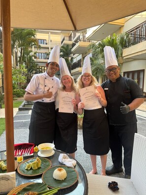 Food and drink - Kuta Townhouse Apartments (Kuta)