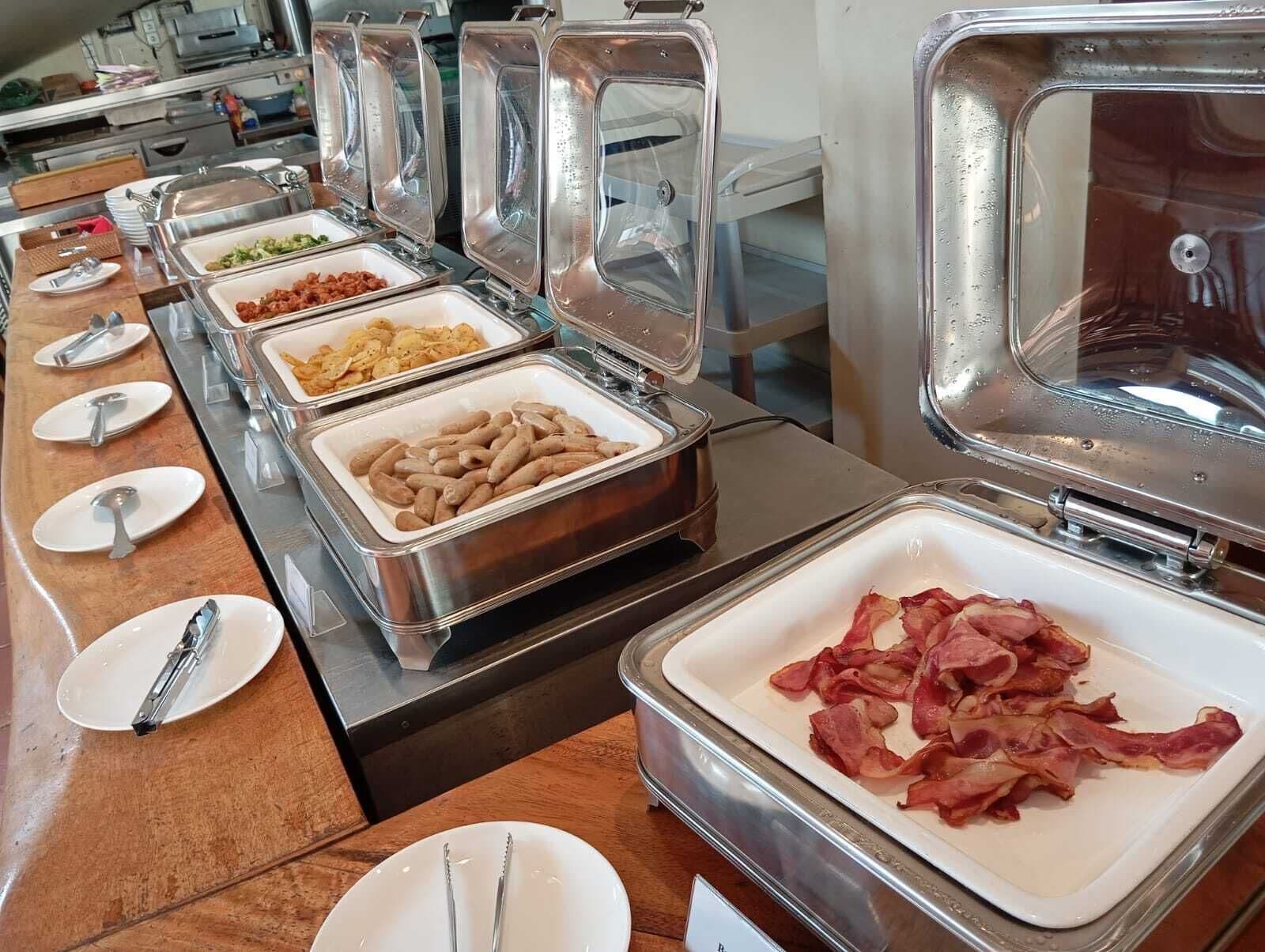 Free daily cooked-to-order breakfast