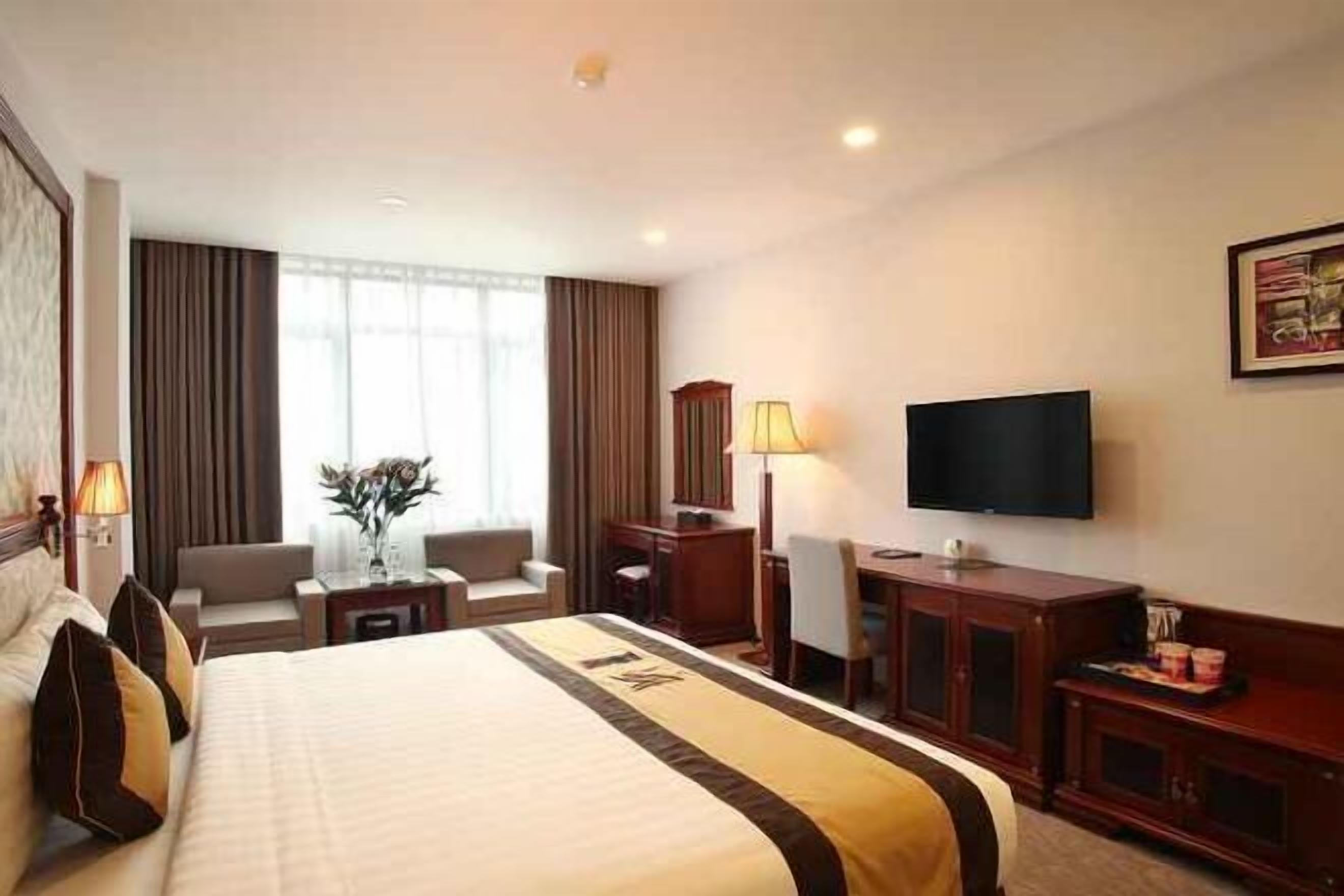 Minibar, Zimmersafe, Bügeleisen/Bügelbrett, kostenloses WLAN