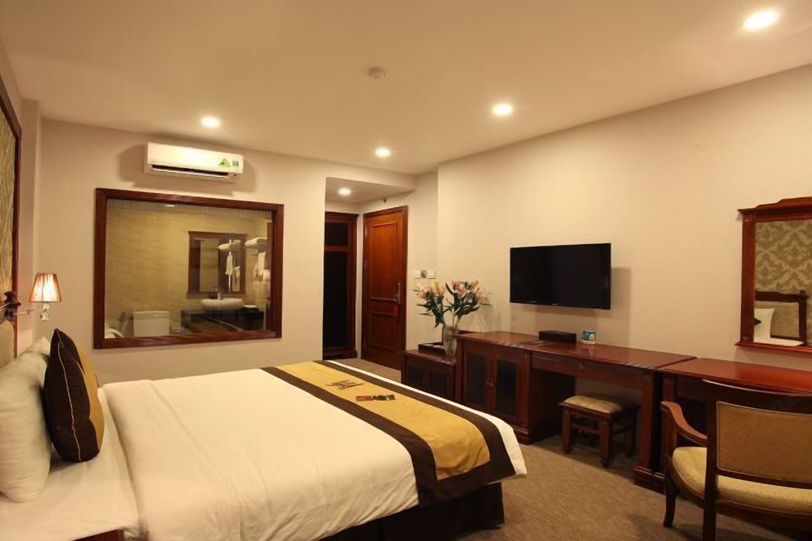 Minibar, Zimmersafe, Bügeleisen/Bügelbrett, kostenloses WLAN