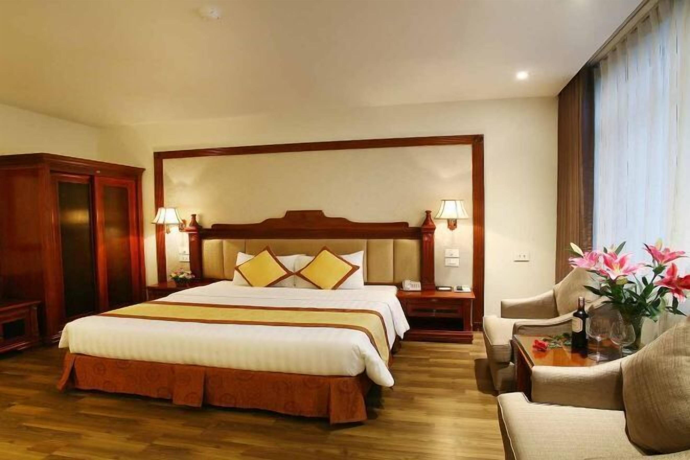 Minibar, Zimmersafe, Bügeleisen/Bügelbrett, kostenloses WLAN