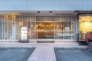 Front of property - Synsiri 2 Ladprao 98 1 (Bangkok)