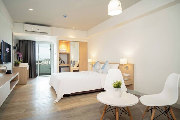 Deluxe | Desk, free WiFi, bed sheets