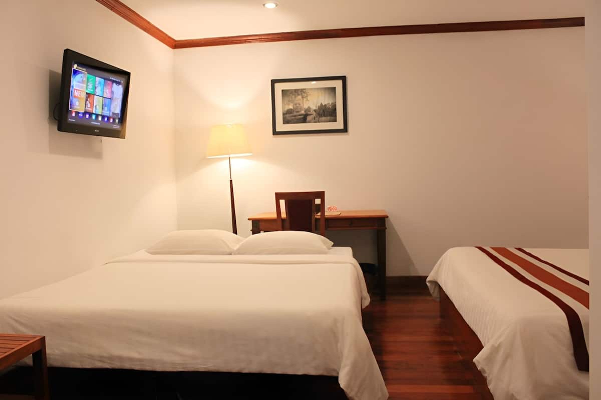 1 bedroom, down duvets, minibar, in-room safe