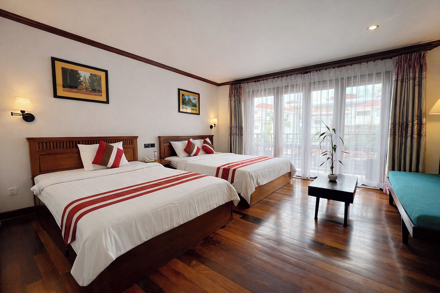 Premier Twin - Balcony | 1 quarto, edredons de pluma, frigobar, cofres nos quartos