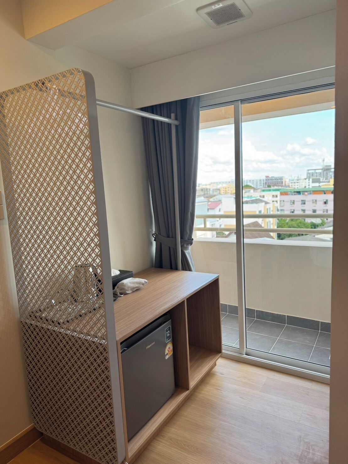 Superior | Desk, free WiFi, bed sheets