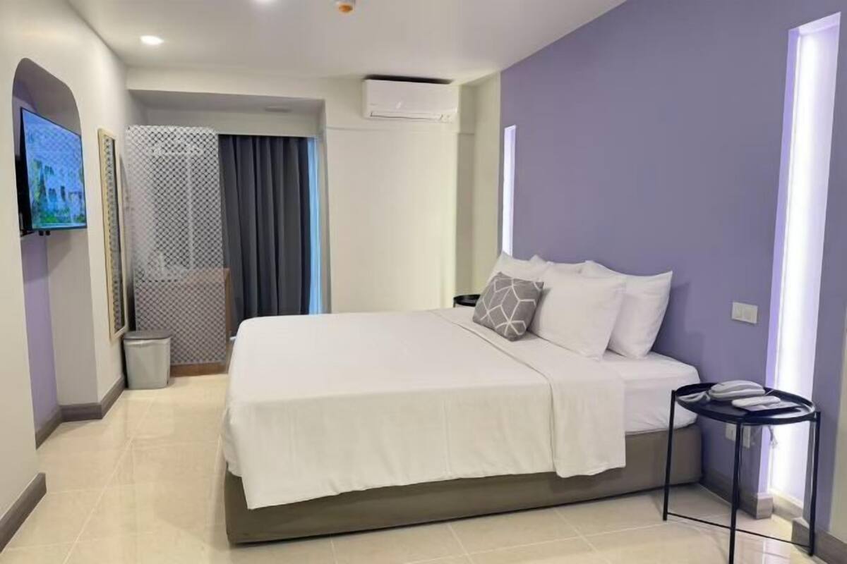 Desk, free WiFi, bed sheets