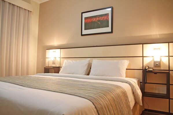 Minibar, in-room safe, individually furnished, desk