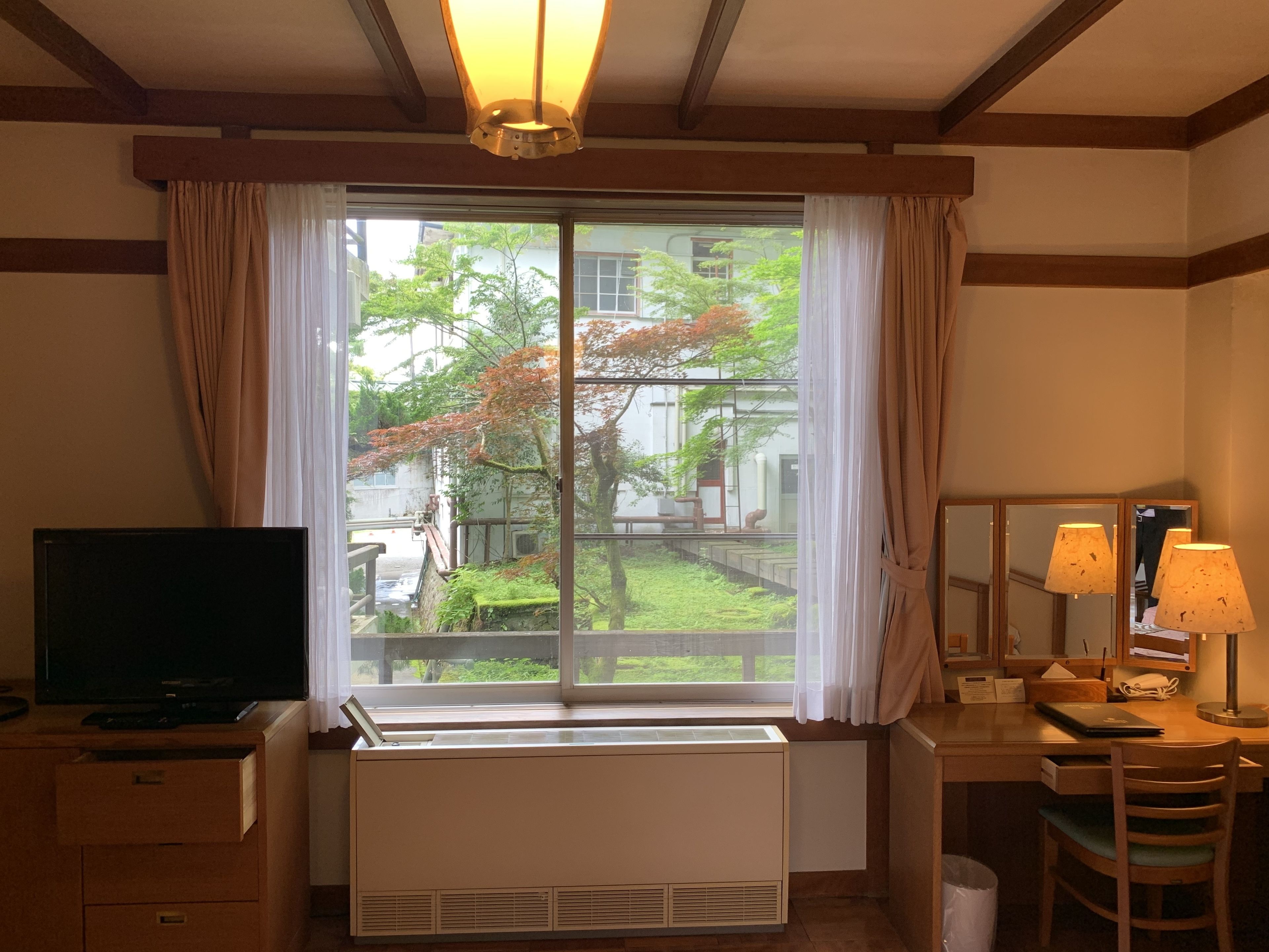 superior twin room, non smoking | 1 bedroom, desk, cots/infant beds, free wifi