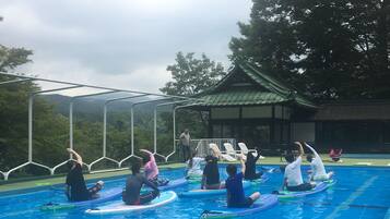 Kolam renang outdoor