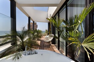 Penthouse, Hot Tub, Partial Sea View (Studio) | View from room
