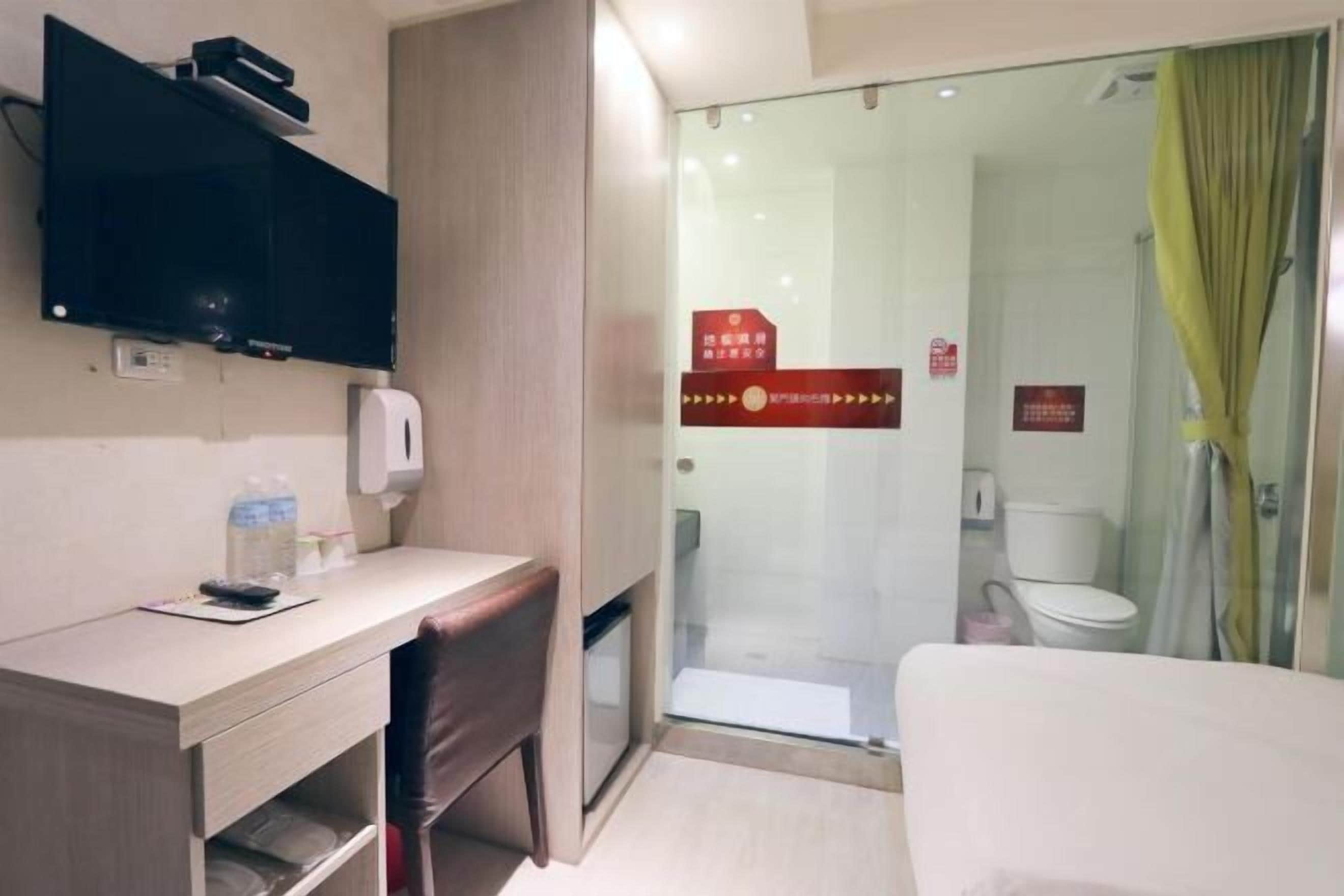 Down comforters, free WiFi, bed sheets